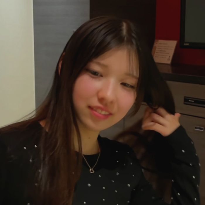 こんな可愛い19歳と付き合ってみたい。