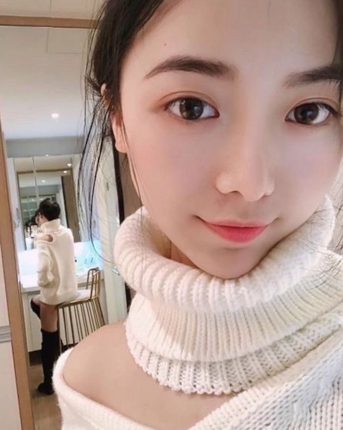 モデル事務所に籍を置いていた彼女とのハメ撮り